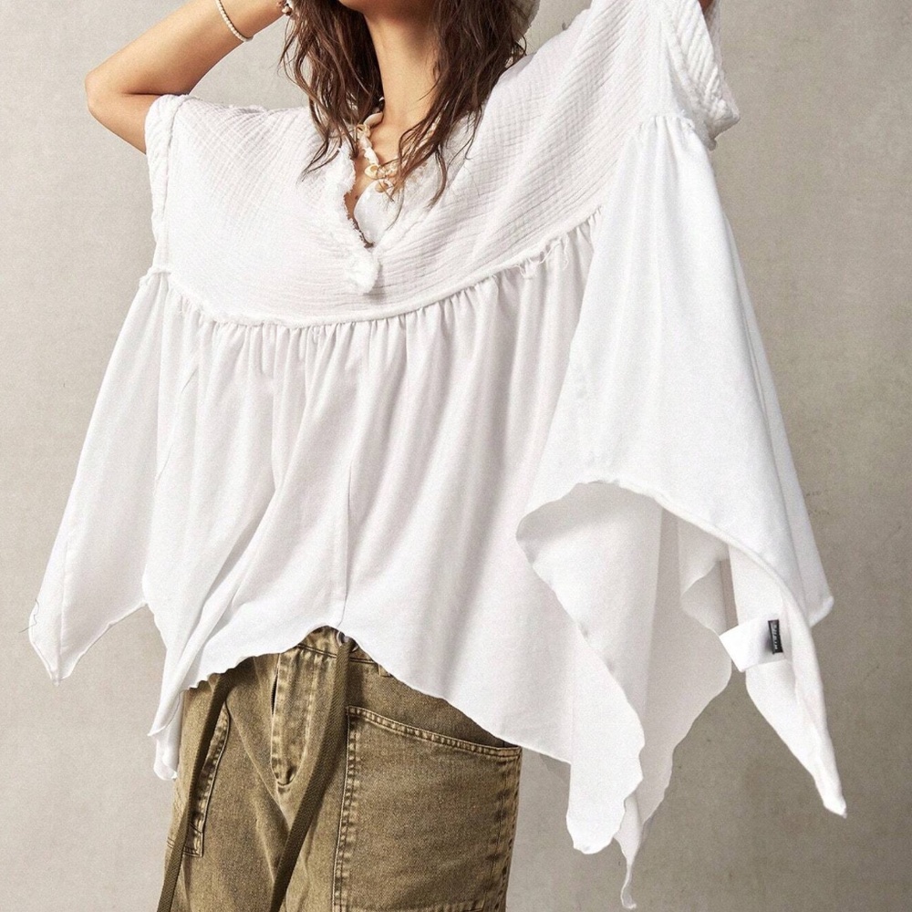 Solid Notched neck High Low Asymmetrical hem oversized Top - Picture 11 of 12